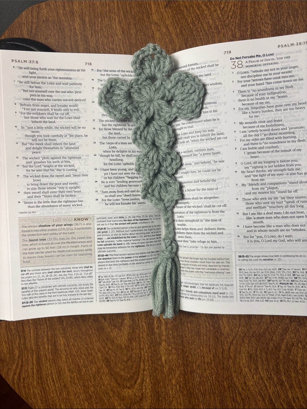 1 Crochet Cross Bookmark - Picture 3 of 5